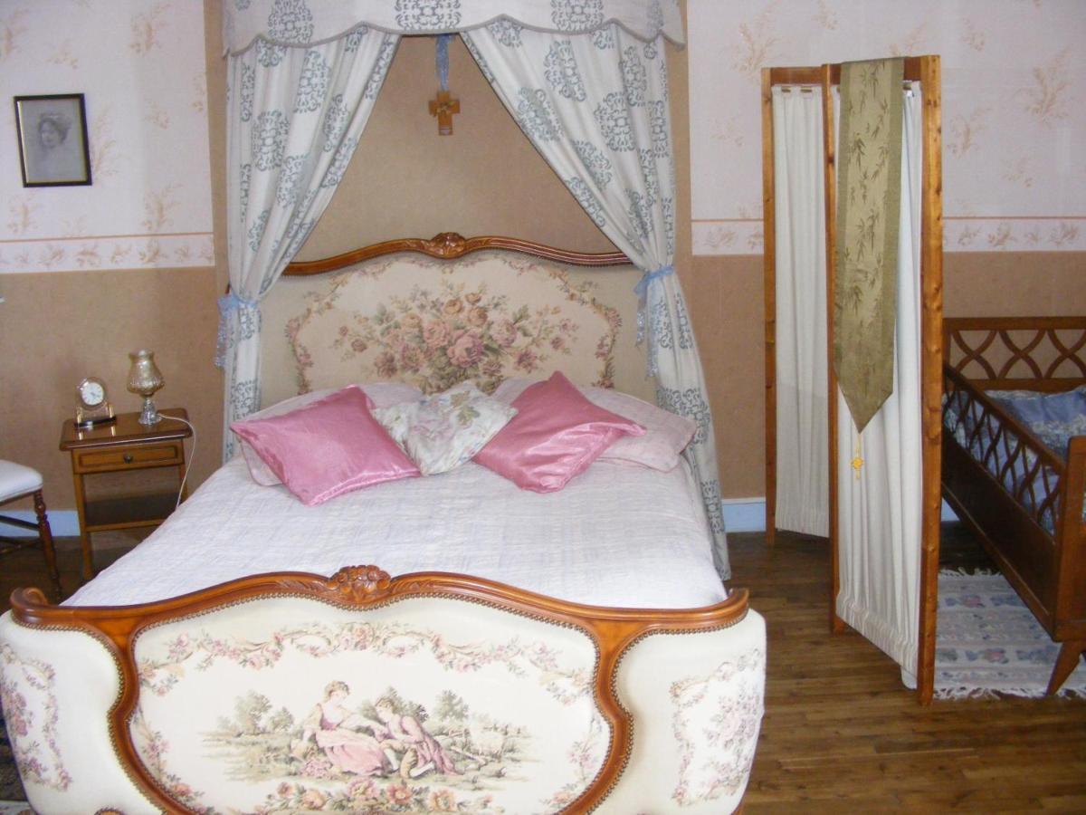 La Mailholiere Hotel Blanzay ภายนอก รูปภาพ